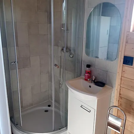 Mobilny Nad Rzeka Tatil Evi *